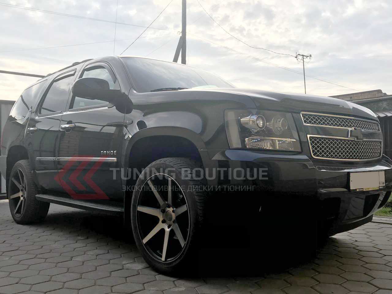 Chevrolet Tahoe на 22" дисках DUB Future фото 1